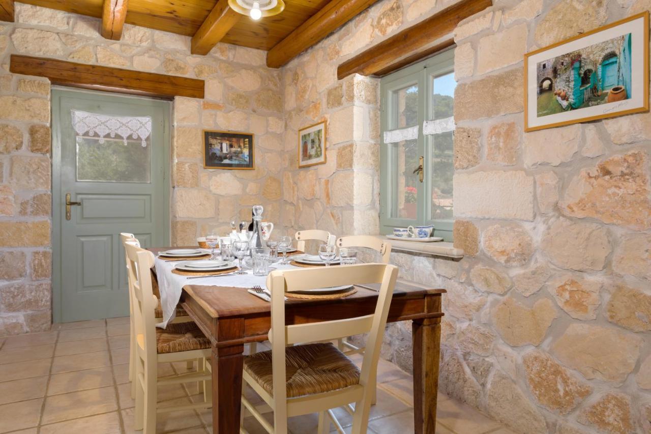 Vasilikí Armonia Houses מראה חיצוני תמונה